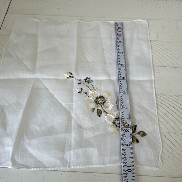 Vintage Hankie Floral Embroidered Lot Of 3 Ladies Handkerchief Victorian Womens - Picture 9 of 13